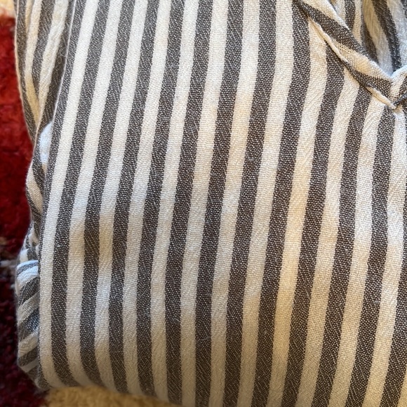 True Craft grey and white vertical striped blouse - Picture 5 of 5